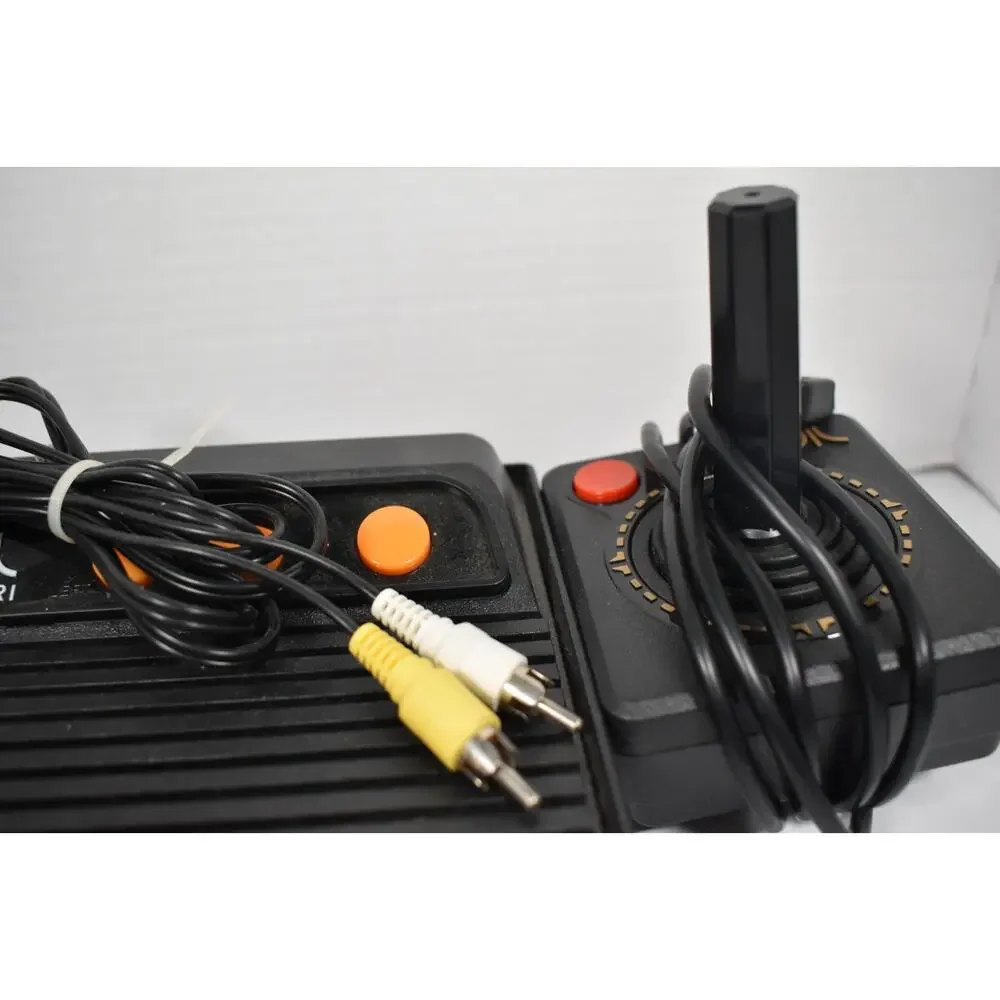 Atari Flashback Classic Game Console + 2 Wireless Joystick Controllers & Cords